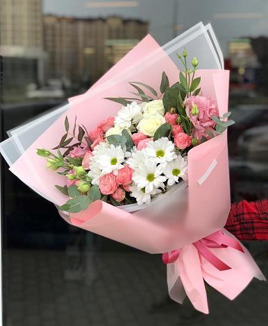 Букет цветов из: Розы, Лизиантусы и Хризантемы в Донском Липецкая область